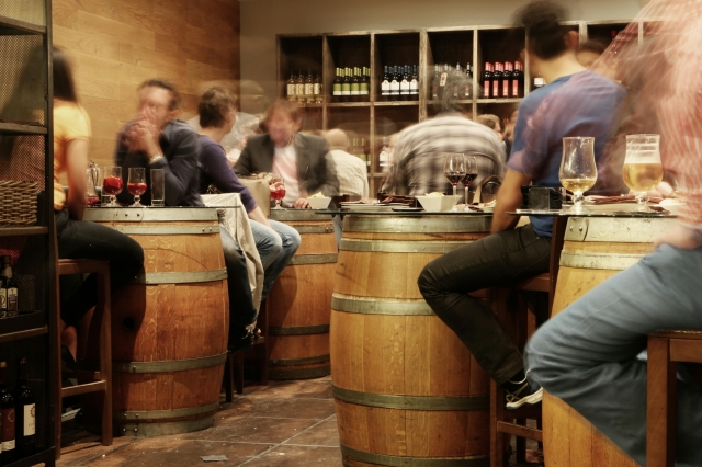 Wine Tasting in Spain: Discover the Rich Tradition of Spanish Red Or White Wines
