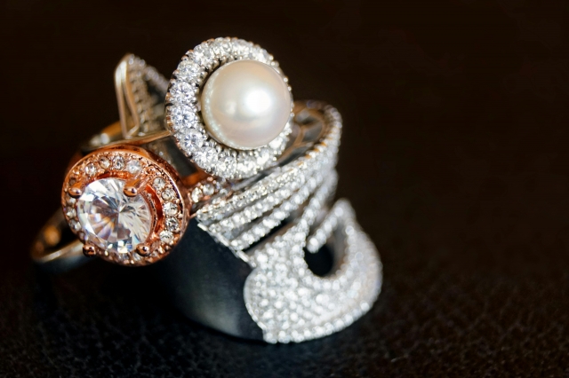 The Beauty of Hidden Halo Engagement Rings