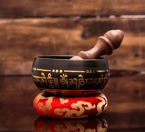 Remarkable Benefits of Partnering with Premier Handmade Tibetan Singing Bowl Suppliers