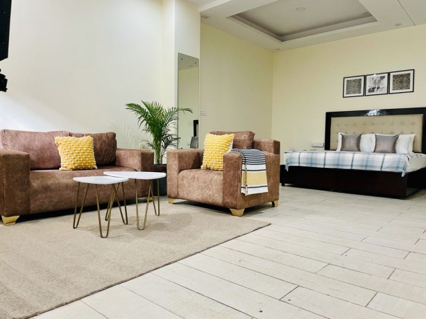 Why Service Apartments Gurgaon Are the Smart Choice for Corporate Travelers in 2025