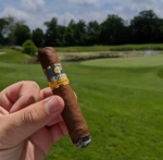 The Unbreakable Link Between Golf and Cigars 