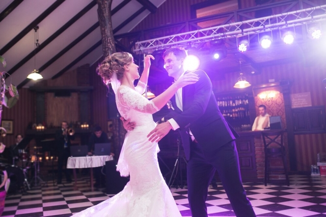 Top 10 FAQs About Booking a DJ for Your Destination Wedding