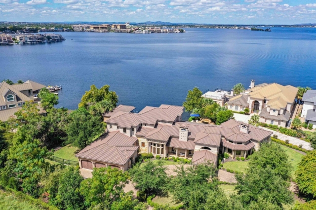 Lake LBJ Luxury Waterfront Market 2025