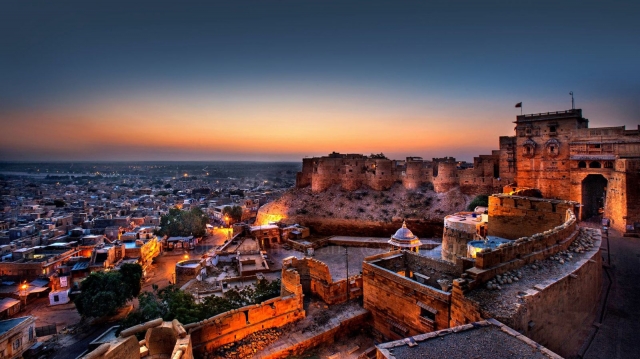 Camel Safari in Jaisalmer – A Majestic Journey into Rajasthan’s Culture