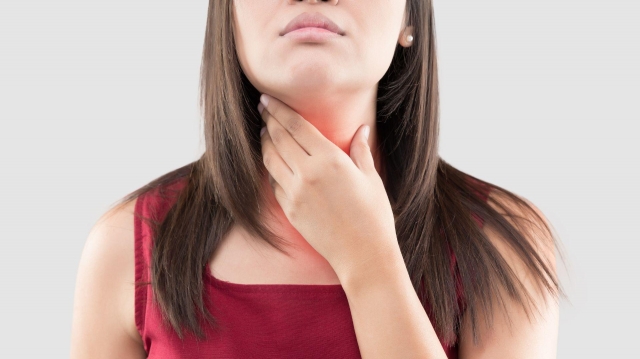 How to Prevent Throat Infections During Weather Changes