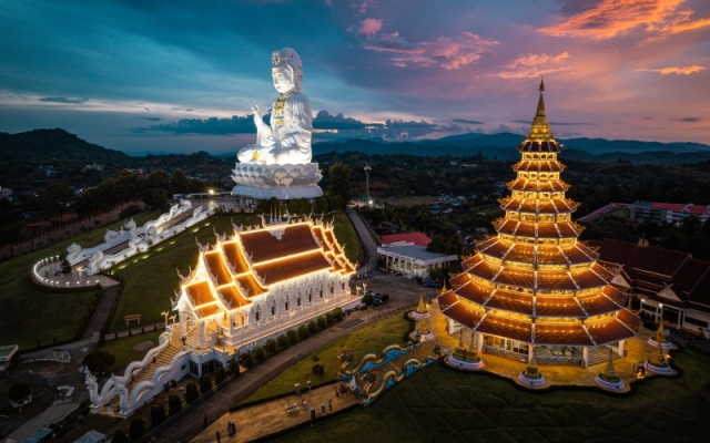 Viagem a Wat Huay Pla Kang