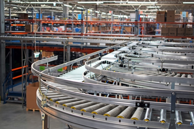 Global Conveying Equipment Market: Size, Trends, and Growth Analysis 2025-2032