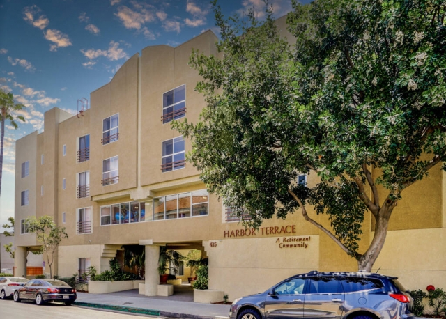 How Harbor Terrace Supports an Engaging and Active Lifestyle for Seniors