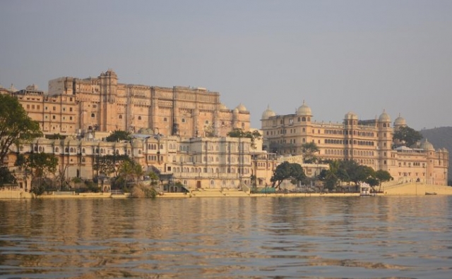 Create Timeless Memories: The Ideal Hotel Stay for Couples in Udaipur