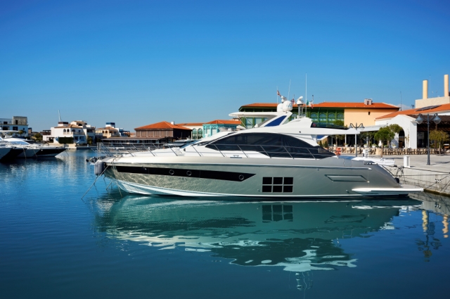 Buy a Used Yacht: Enjoy Luxury Without the High Price Tag