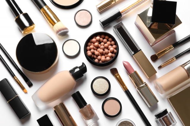 2033, Luxury Makeup Market Size, Share, Forecast by Reports and Insights