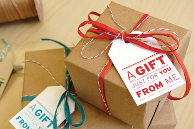 The Power of Custom Tags: Why Your Brand Needs Premium Printing Now