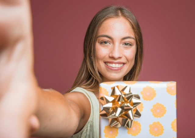 5 Reasons Why Custom Portraits Are the Ultimate Gift in 2025
