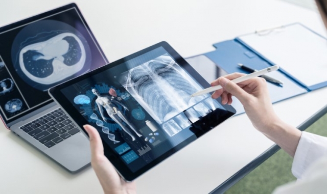 Improving Patient Engagement: How Clinical Software Solutions Enhance Communication