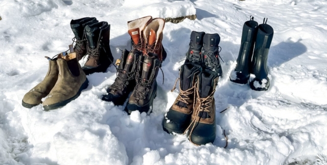 Blend of Corporate and Casual Wear with Fashion-Forward Winter Boots