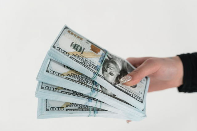 Reviving the Strip Mall: Commercial Bridge Loan Wins in Texas Suburbs
