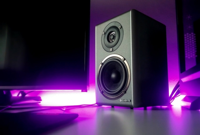 Movie Night Magic: Set Up Sound That Feels Like a Theater
