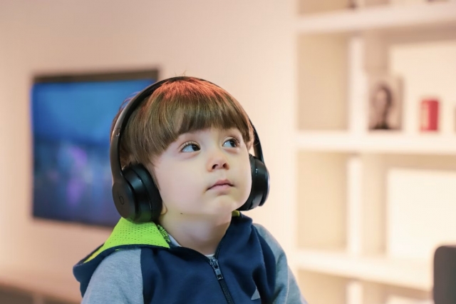 Top Strategies for Teaching Communication Skills to Nonverbal Children with Developmental Disabilities
