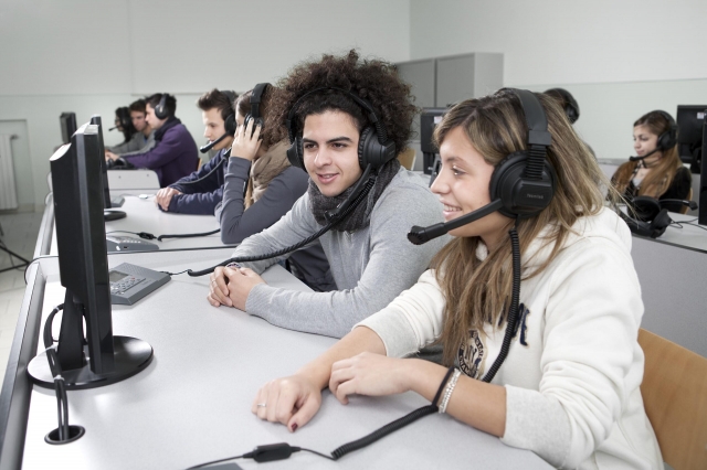 Digital Language Labs – A Simple Look at Why They Work