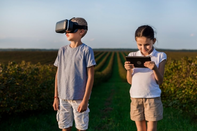 Exploring Augmented Reality Games