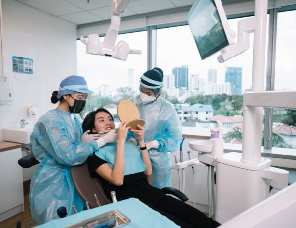 What Are the Benefits of Choosing Dental Implants in Macclesfield?