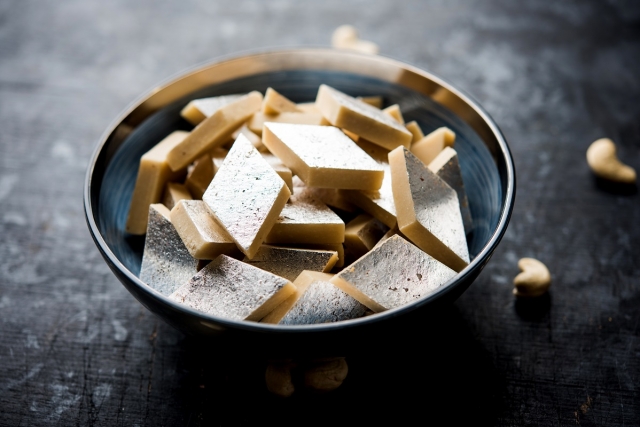 Buy Kaju Katli Online in India: Best Deals, Freshness & Delivery Options in 2025 