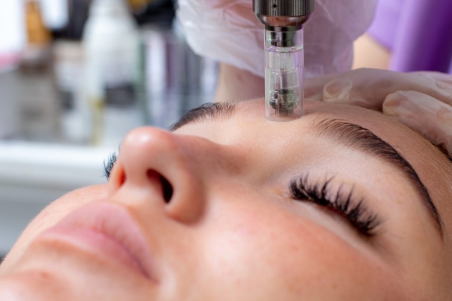 How Effective Is Facial Rejuvenation for Aging Skin?