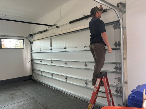 Garage Door Service Sydney: Preparing Your Home Before a Storm Season