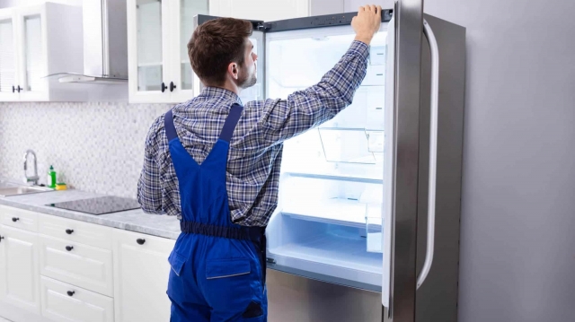 What Should We Do If My KitchenAid Refrigerator Is Making Ice But Not Dispensing It?