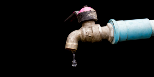 Burst Pipe at Midnight? What to Do When a Plumbing Emergency Strikes