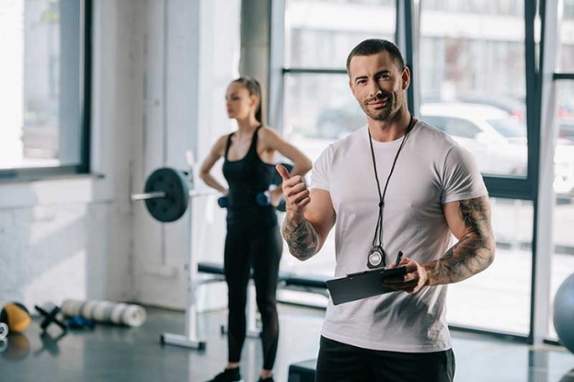 How Does A Personal Trainer San Diego CA Train Us? 	