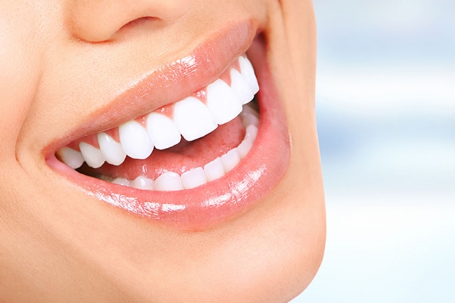 Teeth Whitening for Over 60s Near You: A Comprehensive Guide