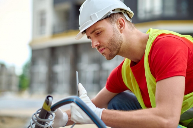What to Consider When Buying a Handheld Electric Cement Mixer