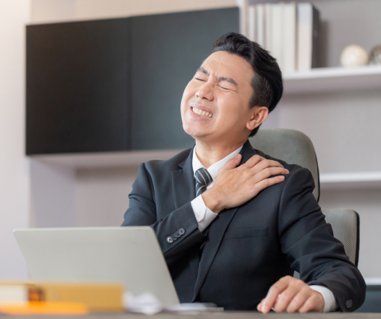 Are Office Chairs Ruining Your Spine? Melbourne Chiropractors Explain the Modern Posture Epidemic