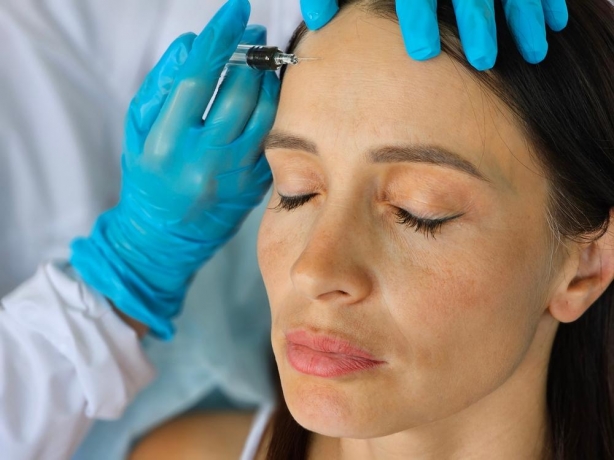Rejuvenate Naturally with PRP and Filler Injections at Dynamic Life Clinics