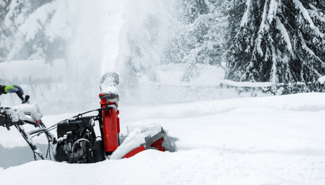 5 Advantages of Hiring a Professional Snow Removal Service for Your Business Property