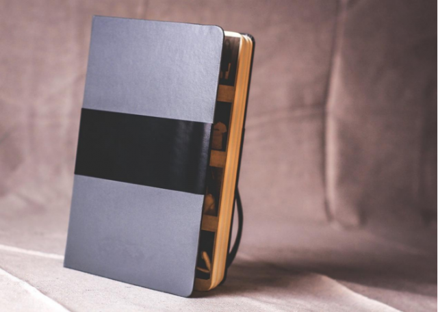 More Than a Notebook: The Leather Journal as a Meaningful Gift