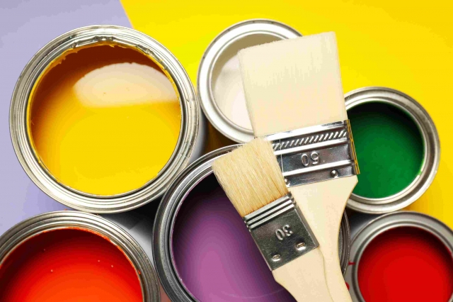 Why Choosing the Right Paint Distributor Can Boost Your Business