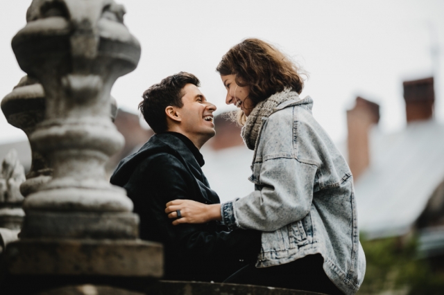 The Science Behind Falling in Love Fast: Why Some People Experience Rapid Bonding