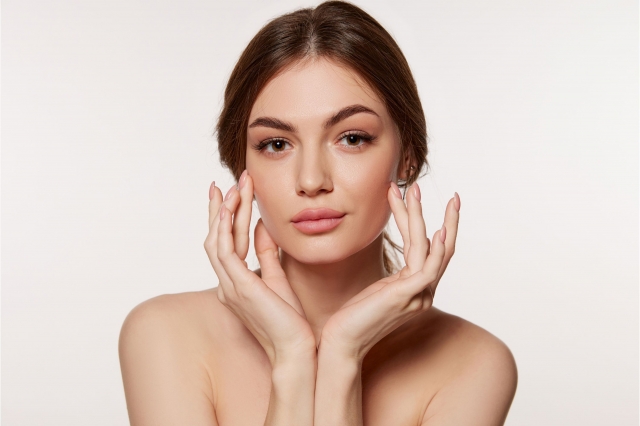 Does Facial Fat Grafting Work on Delicate Facial Areas Safely?