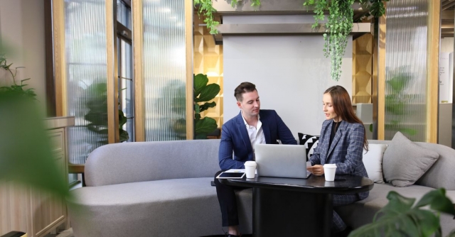 Smart Design Choices for an Eco-Friendly Office