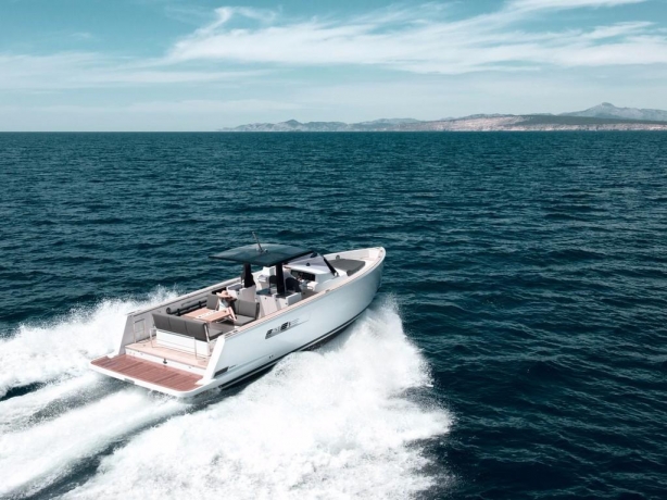 How To Rent a Boat in Santa Eulalia?