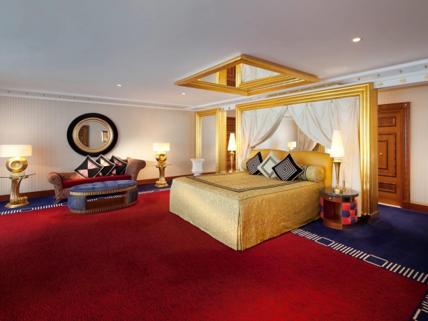 Luxury Corporate Gifts in Dubai Making a Lasting Impression