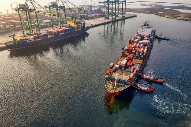 Choosing the Right Ship Repair Facility: A Guide for Ship Owners