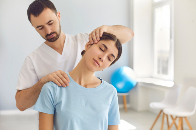 The Role of Chiropractors in Alleviating Shoulder Impingement