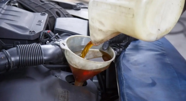 Car Losing Oil But No Leak Or Smoke: What Could It Be?