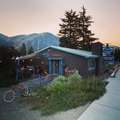 Explore The Must-Visit Bars in Hailey, Idaho