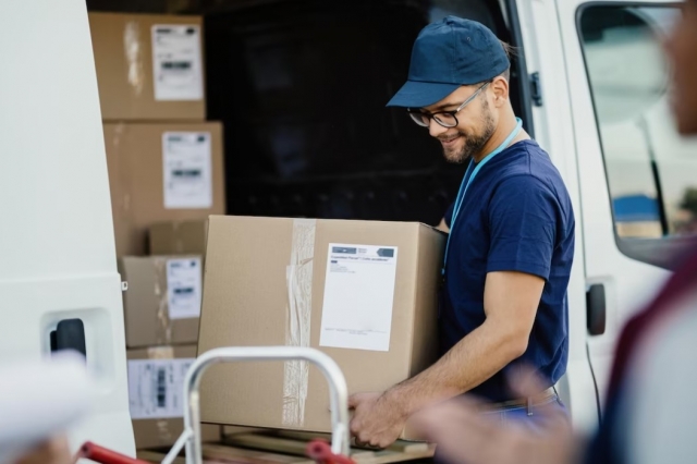 Moving with Pets: Ensuring a Smooth Transition for Your Furry Friends