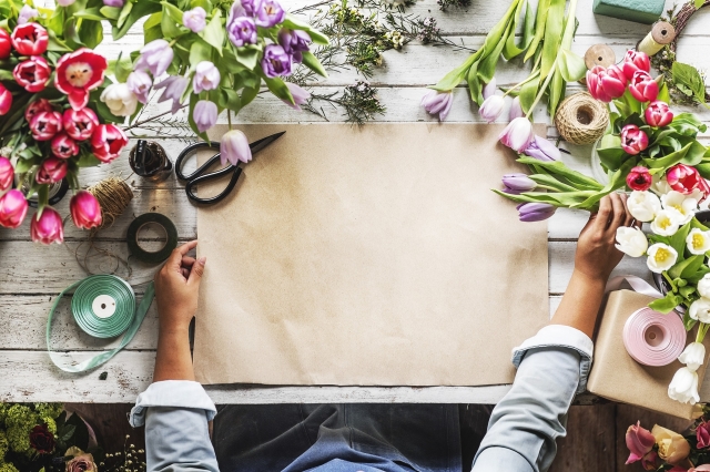 The Art of Spontaneity: Just Because Flowers from Flower Hut