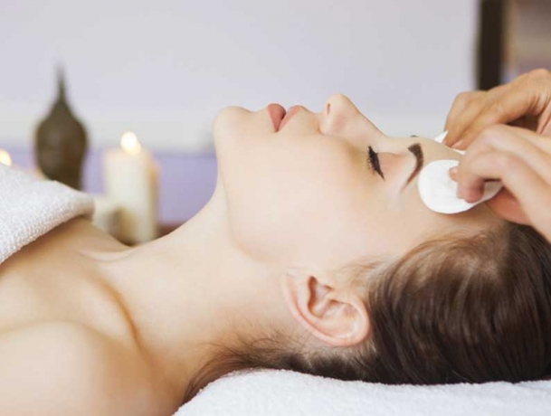 Unmasking the Beauty: Addressing Mask-Related Skin Issues with HydraFacial